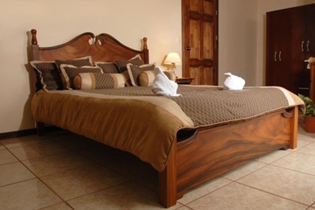 Hotel Las Brumas Cartago Szoba fotó