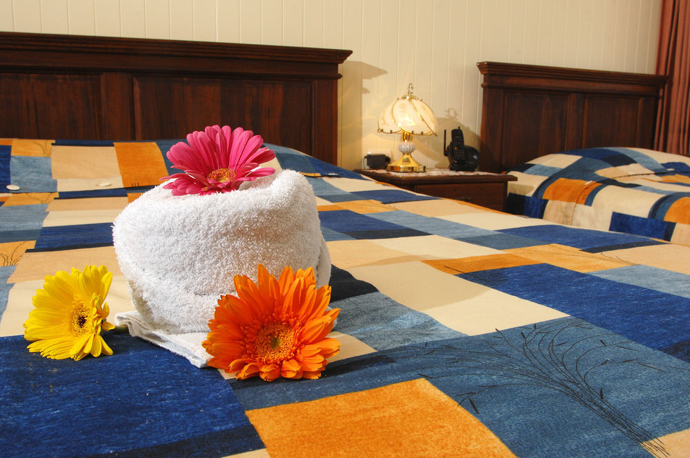 Hotel Las Brumas Cartago Kültér fotó